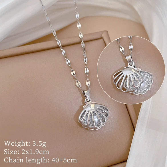 Wholesale Titanium Steel And Copper Women's Necklace With Geometric Shapes And Micro Diamond Inlay In Light Luxury And Cartoon Style