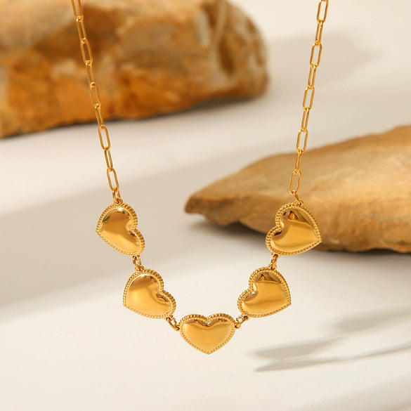 Wholesale Titanium Steel And Stainless Steel Heart Shaped Geometric Clavicle Chain Necklace With Electroplating For Women