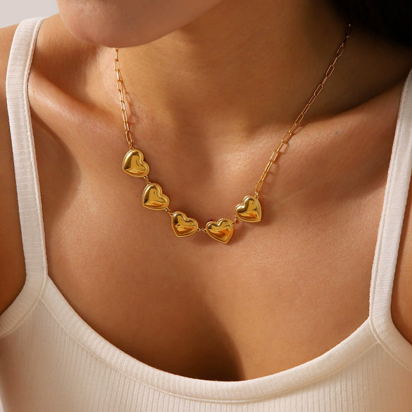 Wholesale Titanium Steel And Stainless Steel Heart Shaped Geometric Clavicle Chain Necklace With Electroplating For Women