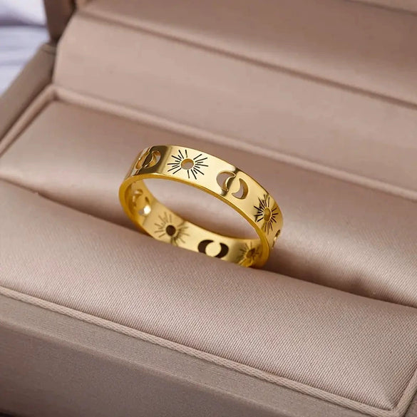 Wholesale Titanium Steel And Stainless Steel Unisex Couple Ring With Sun Hollow Crescent Interlaced Design And Electroplating