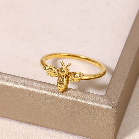 Wholesale Titanium Steel Animal Zodiac Cartoon Characters Electroplated Golden Turtle Ring For Unisex