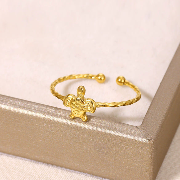 Wholesale Titanium Steel Animal Zodiac Cartoon Characters Electroplated Golden Turtle Ring For Unisex
