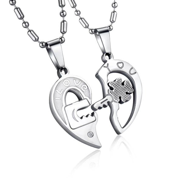 Wholesale Titanium Steel Couple Necklace With Four Leaf Clover Pendant And Letters Numbers Text Pattern
