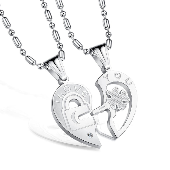Wholesale Titanium Steel Couple Necklace With Four Leaf Clover Pendant And Letters Numbers Text Pattern