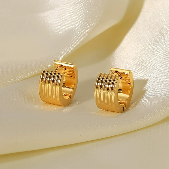 Wholesale Titanium Steel Earrings With Wide Ribs And Geometric Pattern 18K Gold Plated Fashionable And Personalized For Women