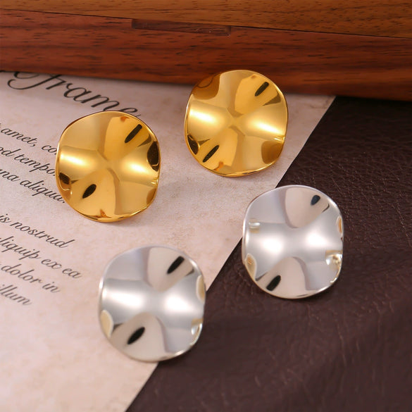 Wholesale Titanium Steel Electroplated 18K Gold Geometric Simple Design Round Concaveconvex Women's Earrings