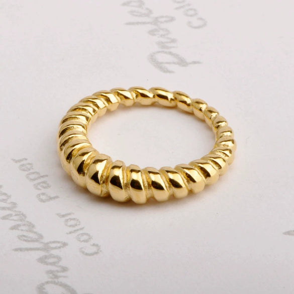 Wholesale Titanium Steel Electroplated 18K Gold Star Ring Unisex Minimalist Style