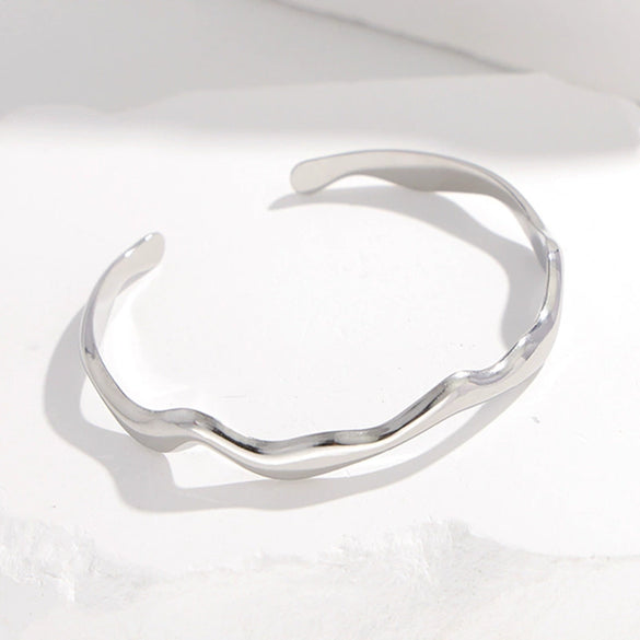 Wholesale Titanium Steel Exaggerated Open Adjustable Non Fading Female Bracelet With Geometric Style And Electroplating