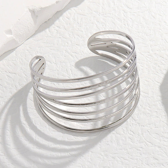 Wholesale Titanium Steel Exaggerated Open Adjustable Non Fading Female Bracelet With Geometric Style And Electroplating