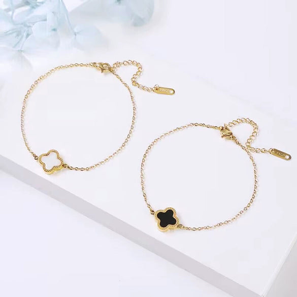 Wholesale Titanium Steel Flower Clover Doublesided Electroplated Waterproof Sweatproof Colorfast Women's Bracelet