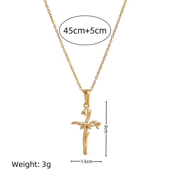 Wholesale Titanium Steel Flower Retro Necklace With 18K Gold Plating