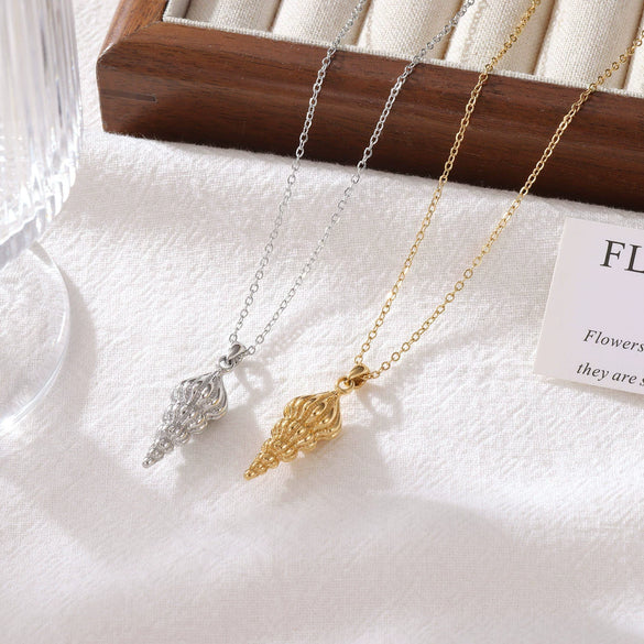 Wholesale Titanium Steel Geometric Conch Pendant Women's O Word Chain Necklace With Electroplating