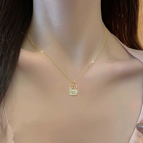 Wholesale Titanium Steel Geometric Diamond Microset Ochain Necklace For Women