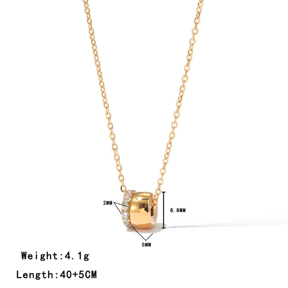 Wholesale Titanium Steel Geometric Double Ring Necklace With O Word Chain Electroplated Jewelry For Women