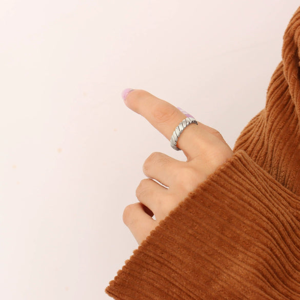Wholesale Titanium Steel Geometric Electroplated Rotatable Unisex Ring
