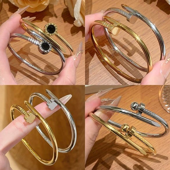 Wholesale Titanium Steel Geometric Light Luxury Style Vacuum Electroplated And Polished Clasp Bracelet