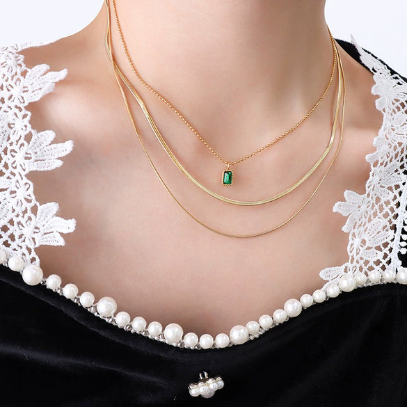 Wholesale Titanium Steel Geometric Micro Inlaid Electroplated Bead Chain Necklace For Women