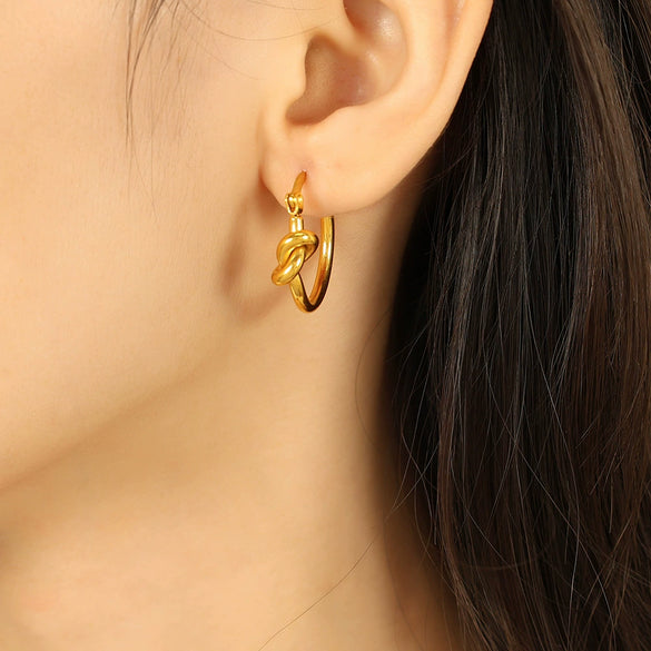 Wholesale 316L Stainless Steel Geometric Round Knotted Niche Design Women's Earrings With Electroplating