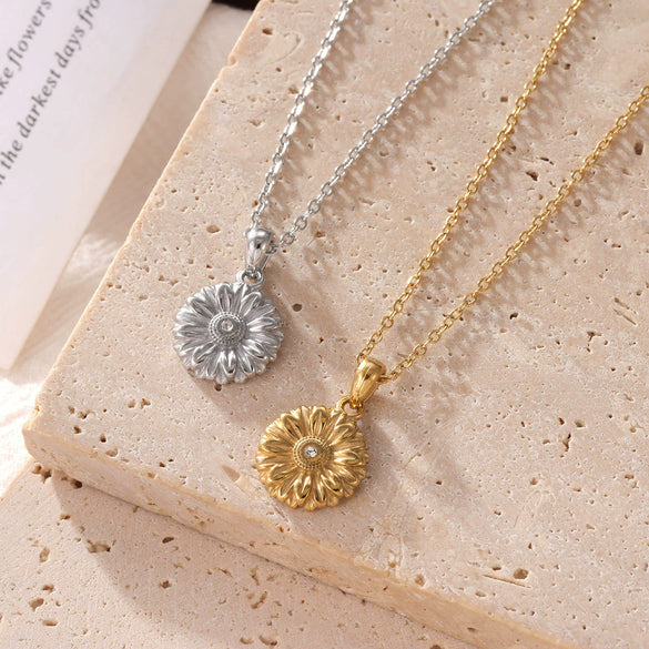 Wholesale Titanium Steel Geometric Sunflower Pendant Necklace With Electroplating O Word Chain For Women Simple Style