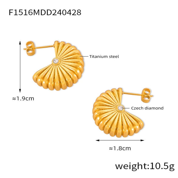 Wholesale Titanium Steel Gold Plated Geometric Vertical Stripe Love Shape Earrings For Women