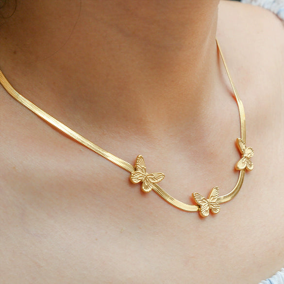 Wholesale Titanium Steel Goldplated Butterfly Snake Bone Chain Necklace With Electroplating Treatment For Women Natural Style