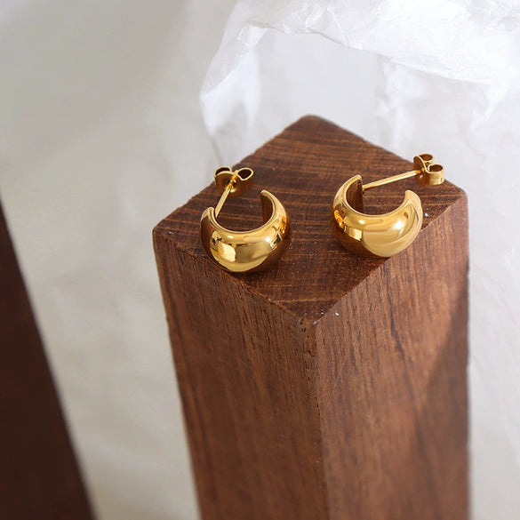 Wholesale 316L Stainless Steel Goldplated Cshaped Earrings Antique Style Geometric Design