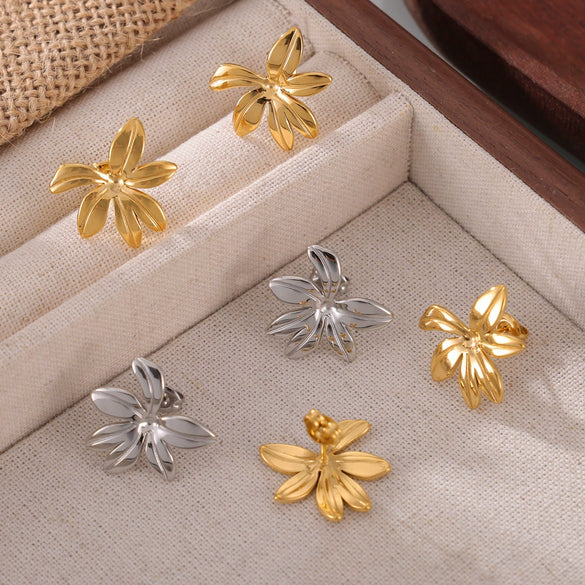 Wholesale 316L Stainless Steel Goldplated Geometric Flower Design Earrings For Women