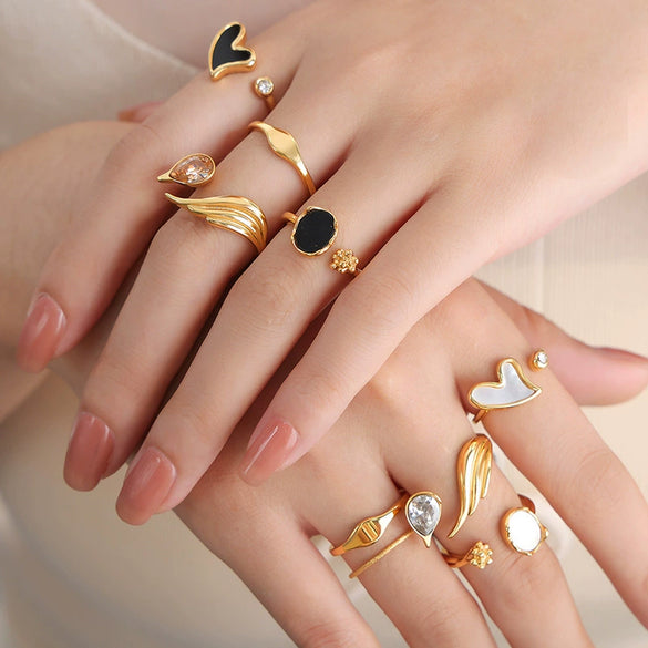 Wholesale 316L Stainless Steel Goldplated Geometric Inlaid Zircon And Shellfish Simple Unisex Ring