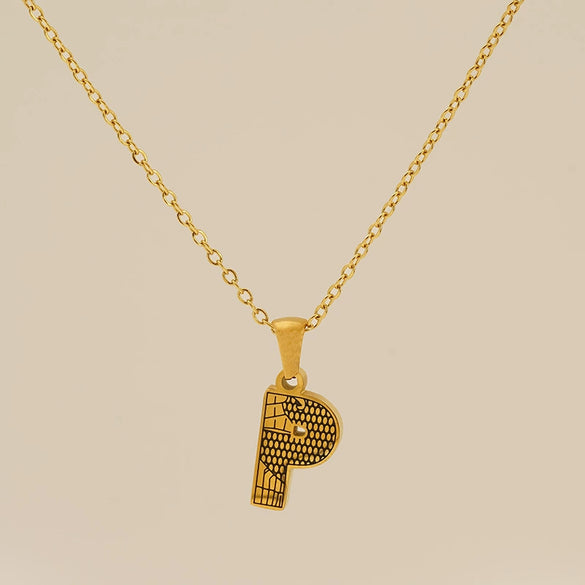Wholesale Titanium Steel Goldplated Jewelry With Bark Pattern And English Letter Pendant Necklace Fashion Style Unisex