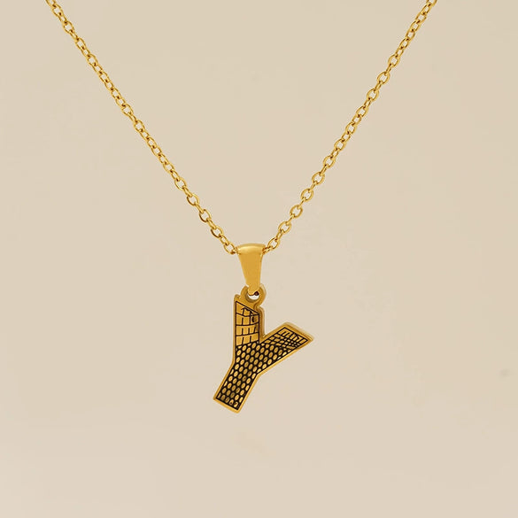 Wholesale Titanium Steel Goldplated Jewelry With Bark Pattern And English Letter Pendant Necklace Fashion Style Unisex