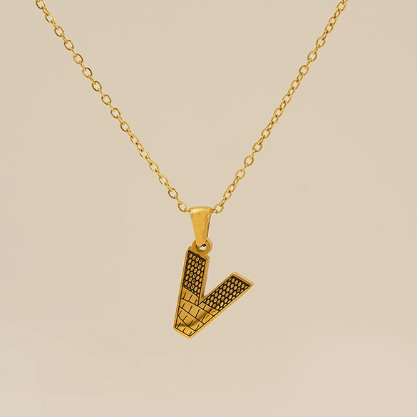 Wholesale Titanium Steel Goldplated Jewelry With Bark Pattern And English Letter Pendant Necklace Fashion Style Unisex