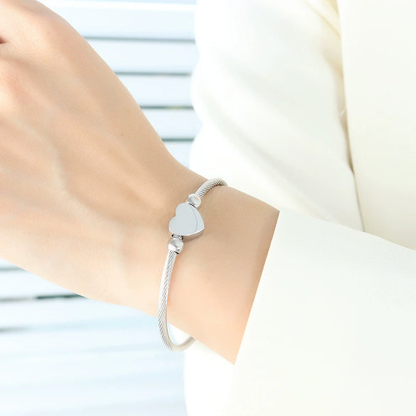 Wholesale Titanium Steel Goldplated Love Shape Jewelry Set Including Adjustable Coil Bracelet And Trendy Ring