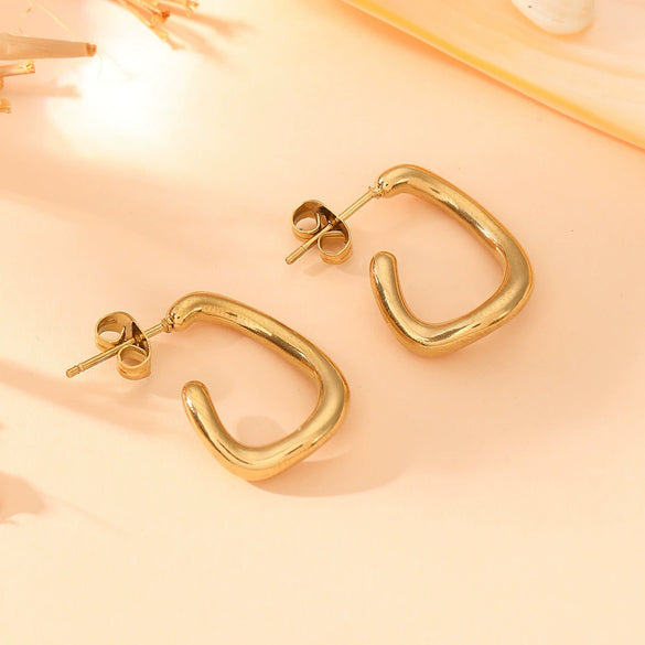 Wholesale Titanium Steel Halfopen Small C Geometric Twisted Earrings With Vacuum Electroplating In Furnace Unisex Design