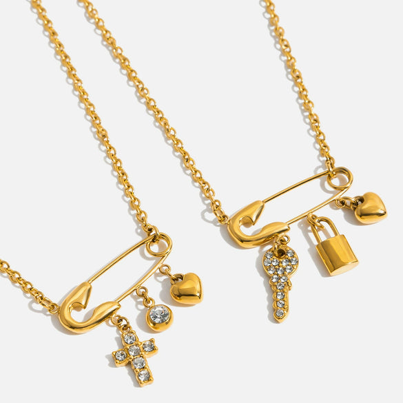 Wholesale Titanium Steel Heart And Geometric Shaped Necklace For Women With Plating Process Featuring A Touch Of Luxury And A Niche Design