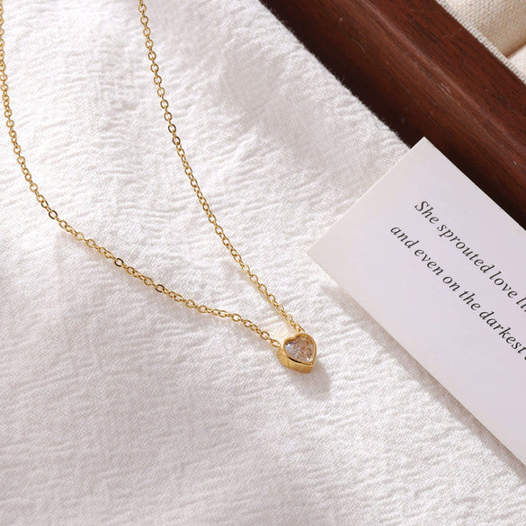 Wholesale Titanium Steel Heart Pendant Necklace For Women Electroplated Minimalist O Chain