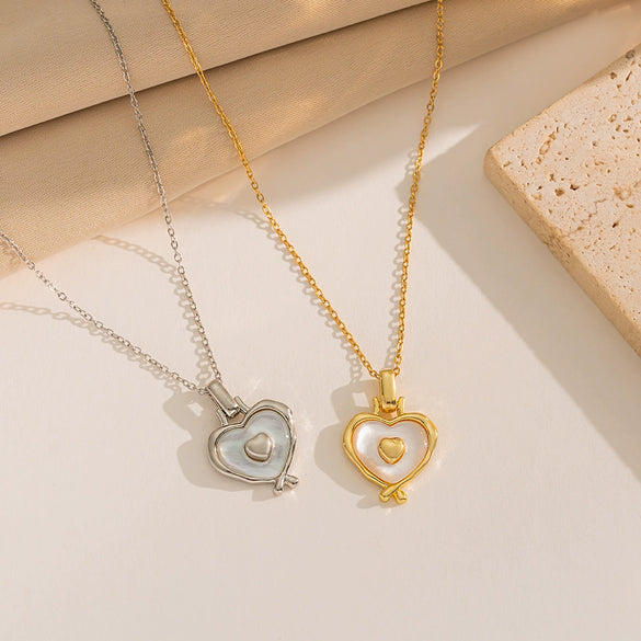 Wholesale Titanium Steel Heart Pendant Necklace With Geometric Design And Snake Bone Chain Electroplated For Women