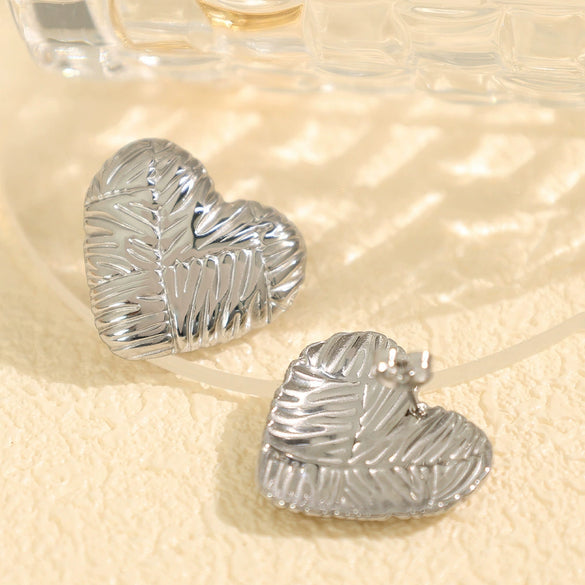 Wholesale 316L Stainless Steel Heartshaped Geometric Earrings With Electroplating Treatment