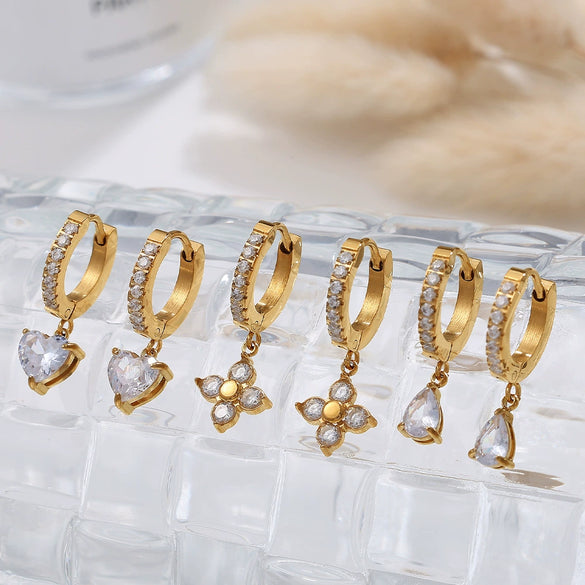 Wholesale 316L Stainless Steel Inlaid Zircon Heartshaped Electroplated Earrings Fashion And Light Luxury Design