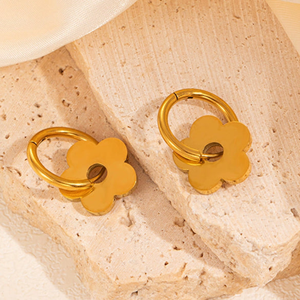 Wholesale Titanium Steel Jewelry Flower Pattern Electroplated For Women