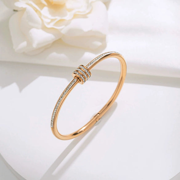 Wholesale Titanium Steel Jewelry Women's Fashion Temperament Baby's Stars Man Waist Bracelet Light Luxury Style Does Not Fade