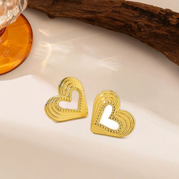Wholesale Titanium Steel 18K Gold Electroplated Heart Flower Bow Shape Light Luxury Style Earrings For Women