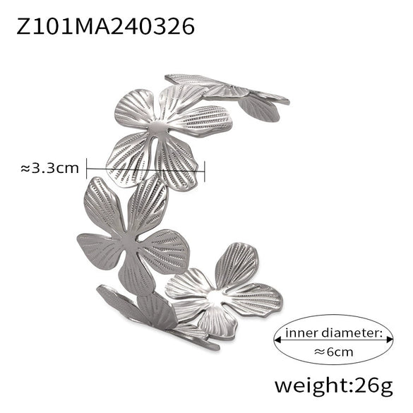 Wholesale 316L Stainless Steel 18K Gold Opening Bracelet With Geometric Fold Texture And Electroplating Design