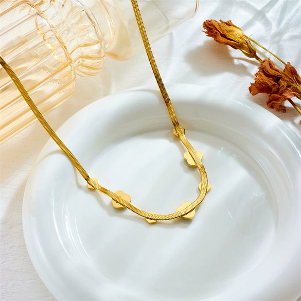 Wholesale Titanium Steel Mixed Gem Inlay Heart Shape Electroplating Geometric Hexagonal Women's Necklace