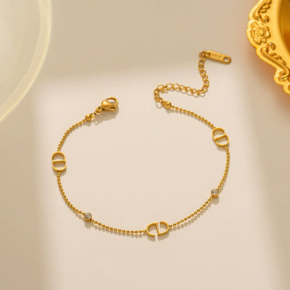 Wholesale Titanium Steel Necklace For Women With Letter Brick Bead Chain And Diamond Treatment Simple Clavicle Chain In Chanel Style