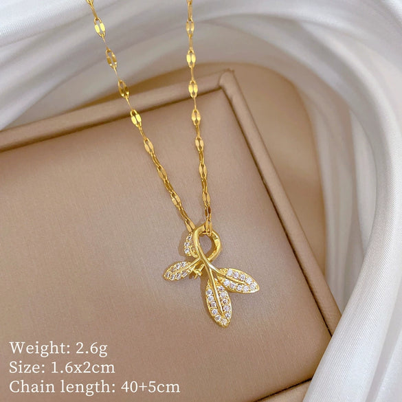 Wholesale Titanium Steel Necklace With Diamond Microinlaid And Leaf Design For Women Light Luxury And Cartoon Style