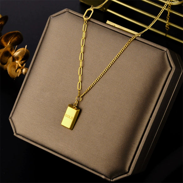 Wholesale Titanium Steel Ochain Clavicle Necklace For Women With Gold Inlaid Geometric Styling