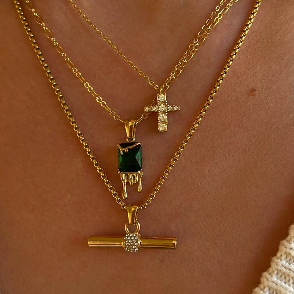 Wholesale Titanium Steel Ochain Light Luxury Geometric Cross Pendant Necklace With Real Gold Electroplating For Women