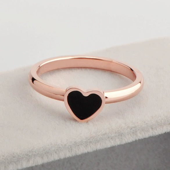 Wholesale Titanium Steel Peach Heart And Wave Shell Ring For Women With Electroplating
