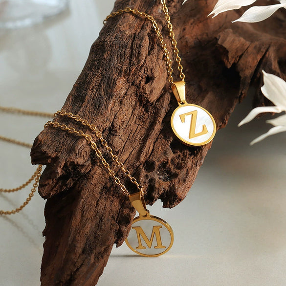 Wholesale 316L Stainless Steel Personality Letters Round Seashell Necklace With Electroplating For Women