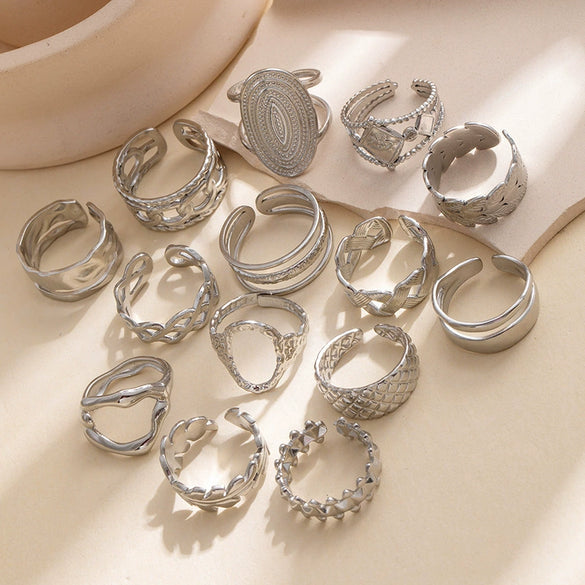 Wholesale Titanium Steel Ring Geometric Style With Heart Flower Leaf Letter Number Text Pattern Electroplated